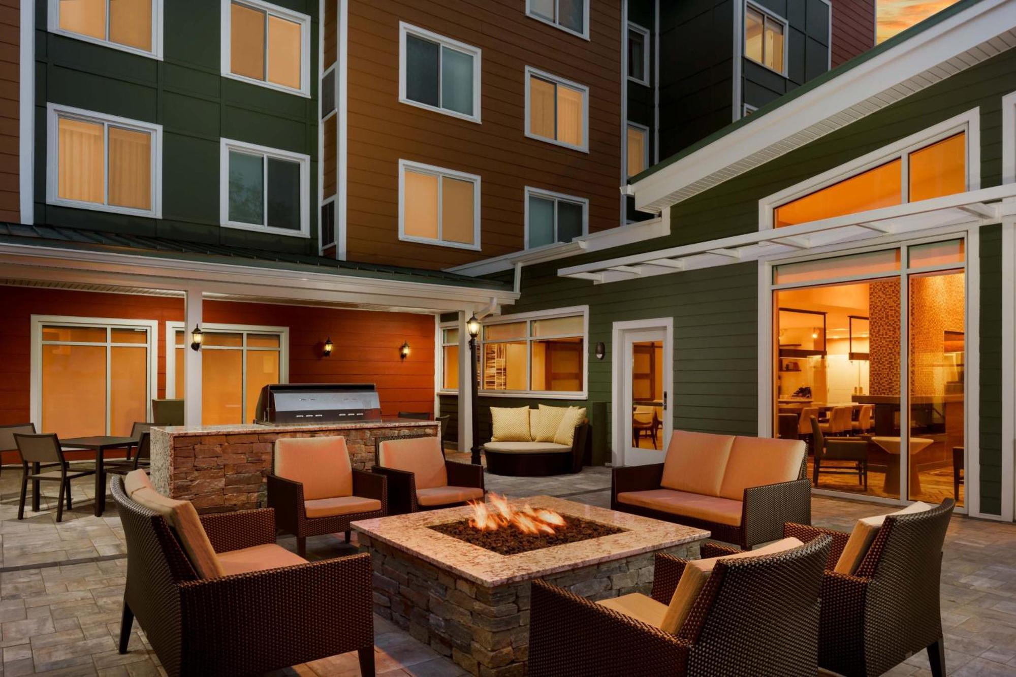Residence Inn By Marriott New Haven Hamden Exterior photo